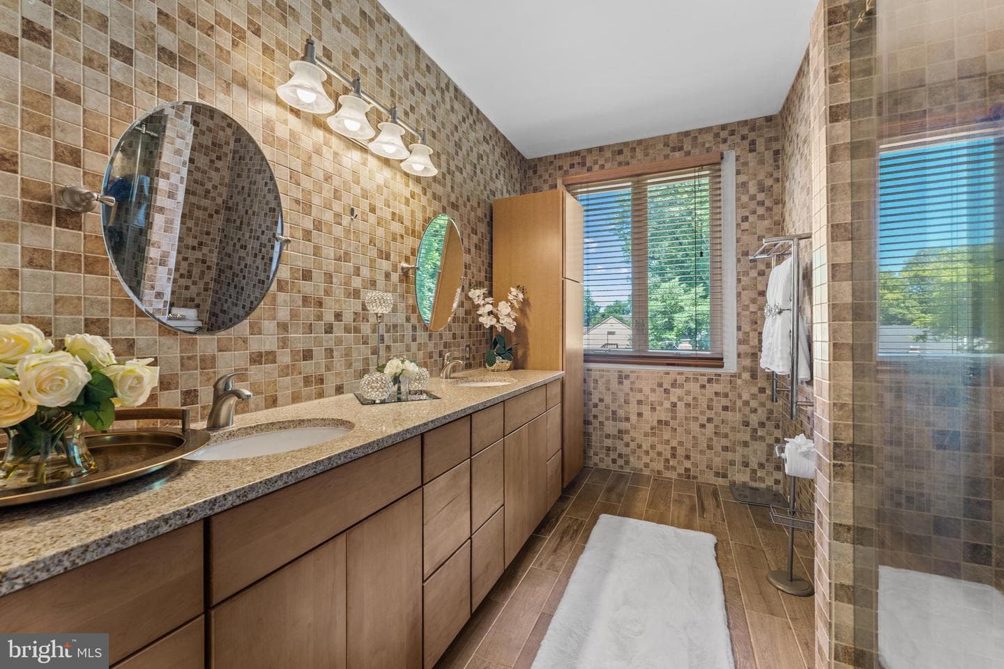 11906 Claridge Road photo 15