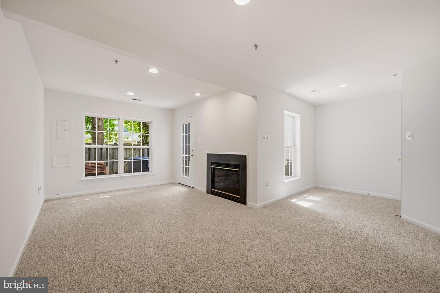13639 Harvest Glen photo 8