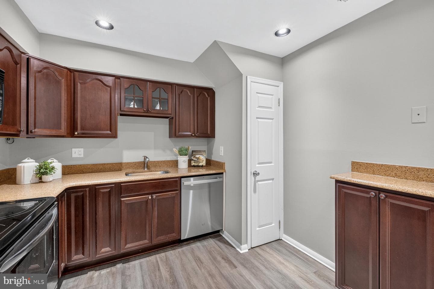 13143 Musicmaster Drive #127 photo 11
