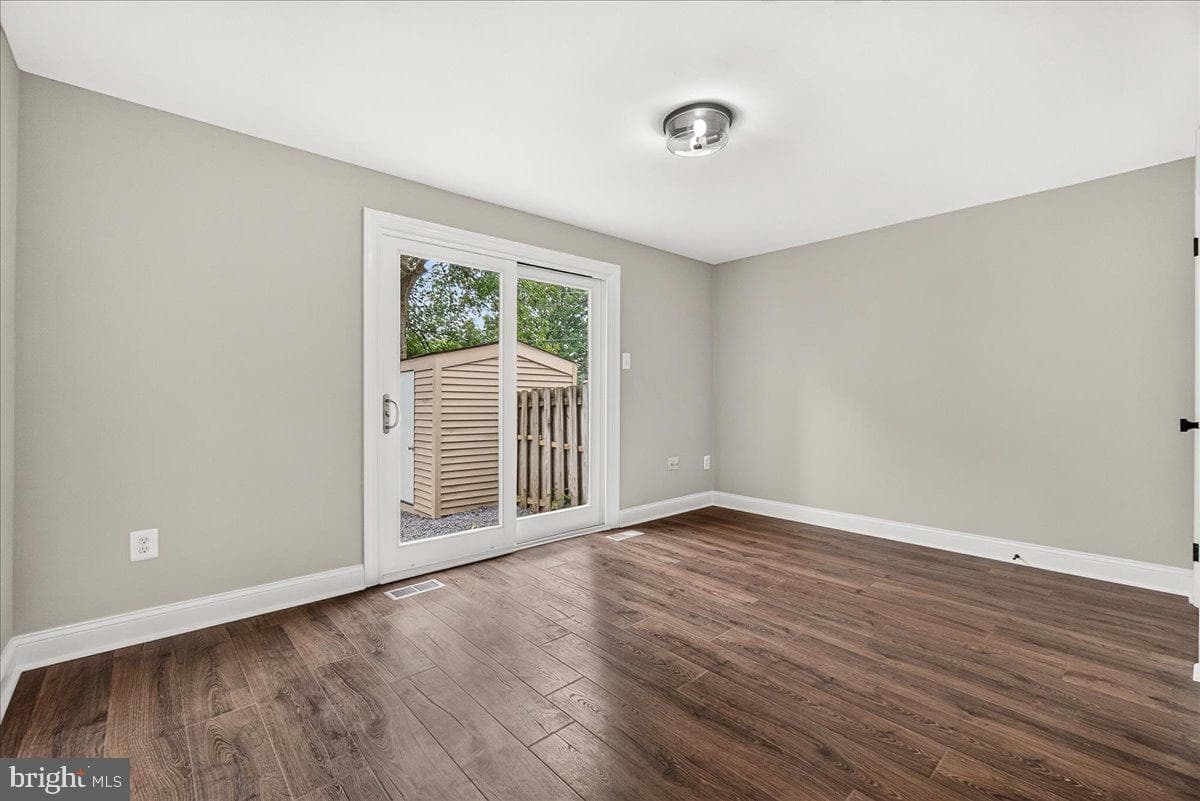 19317 Elderberry Terrace photo 11