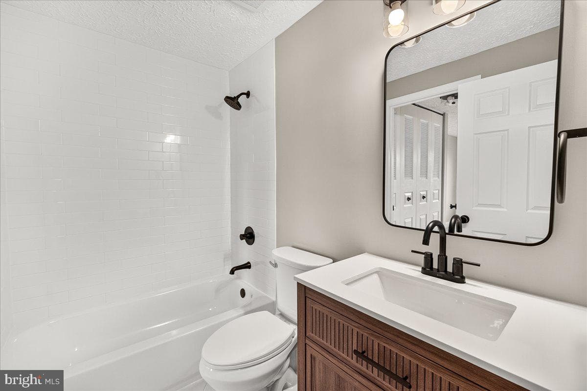 19317 Elderberry Terrace photo 24