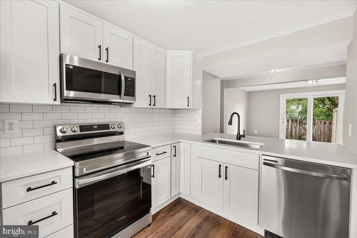 19317 Elderberry Terrace photo 6
