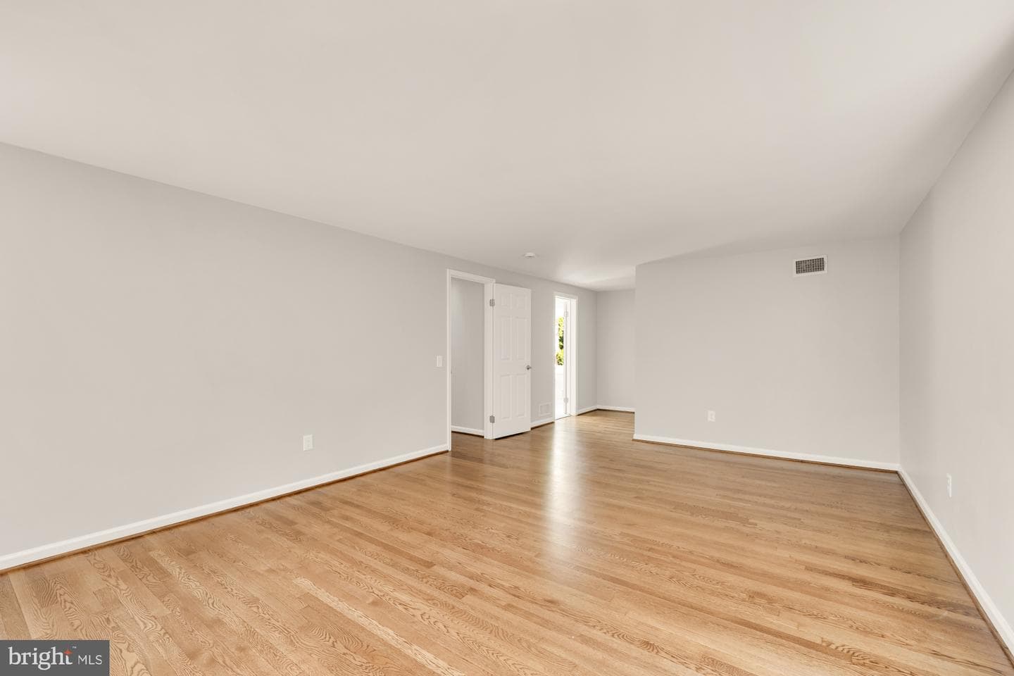 8705 Bells Mill Road photo 34