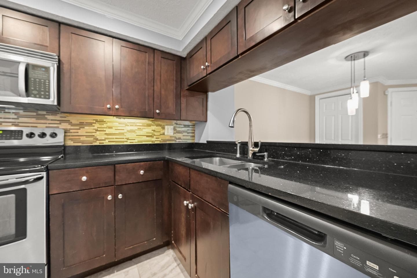26001 Brigadier Pl photo 18