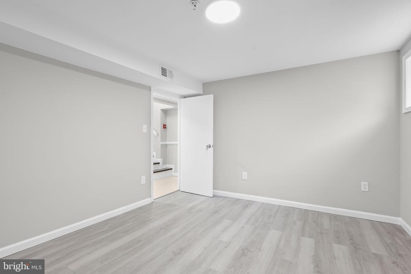 9725 Lookout Place photo 55