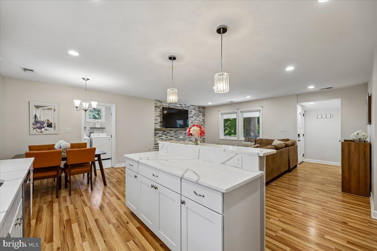 8407 Tahona Drive photo 12