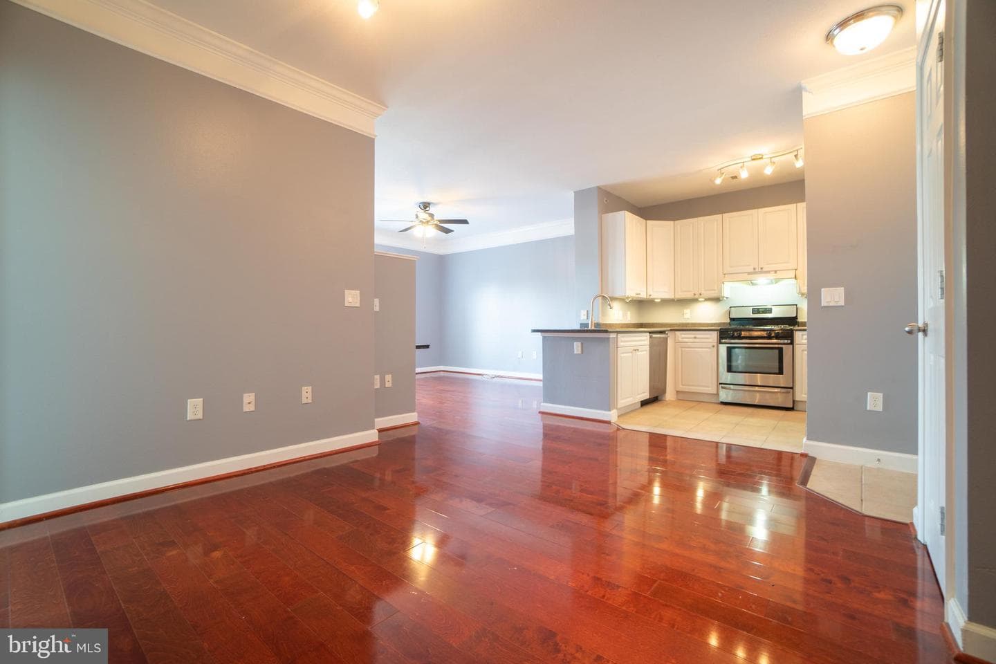 501 Hungerford Drive #463 photo 3