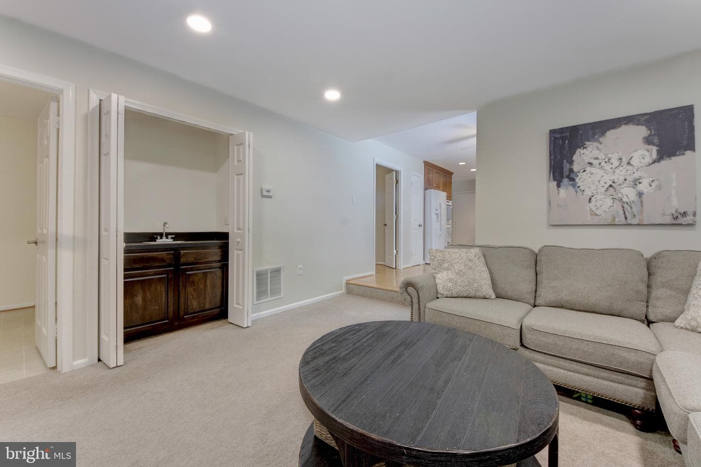 1038 Carnation Drive photo 13