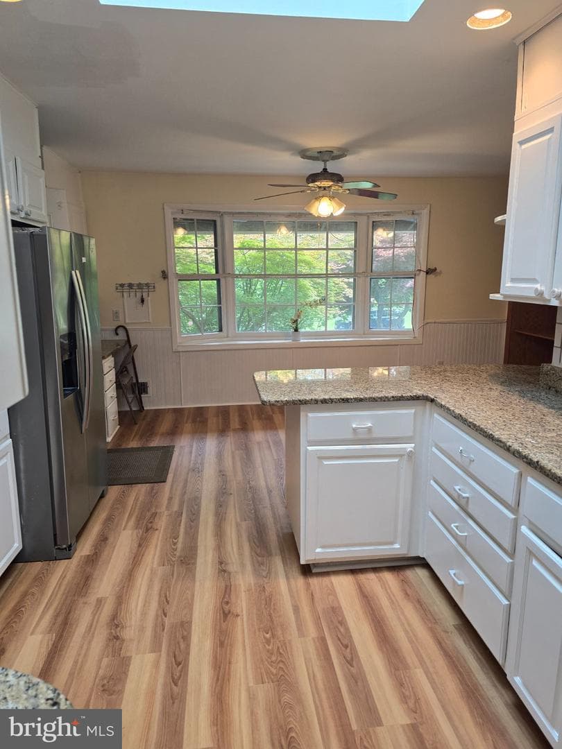11902 Enid Dr Potomac Md 20854 photo 4