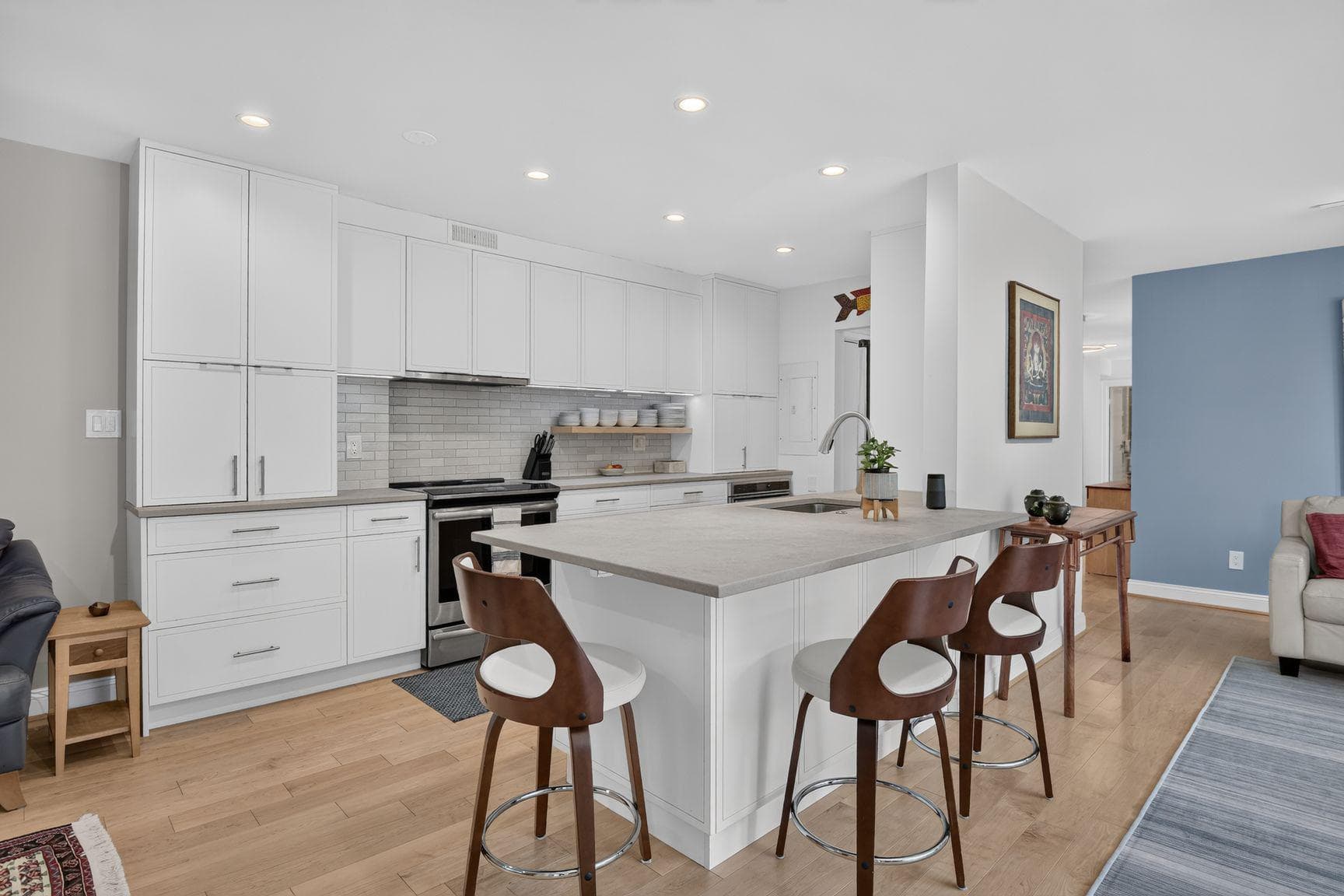 5100 Dorset Avenue #304 photo 9