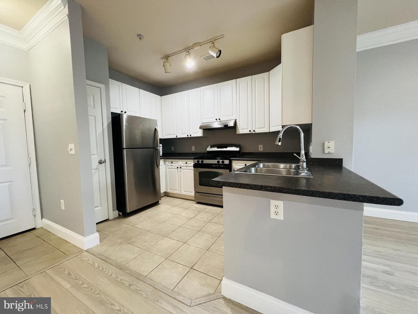 501 Hungerford Drive #p85 photo 13
