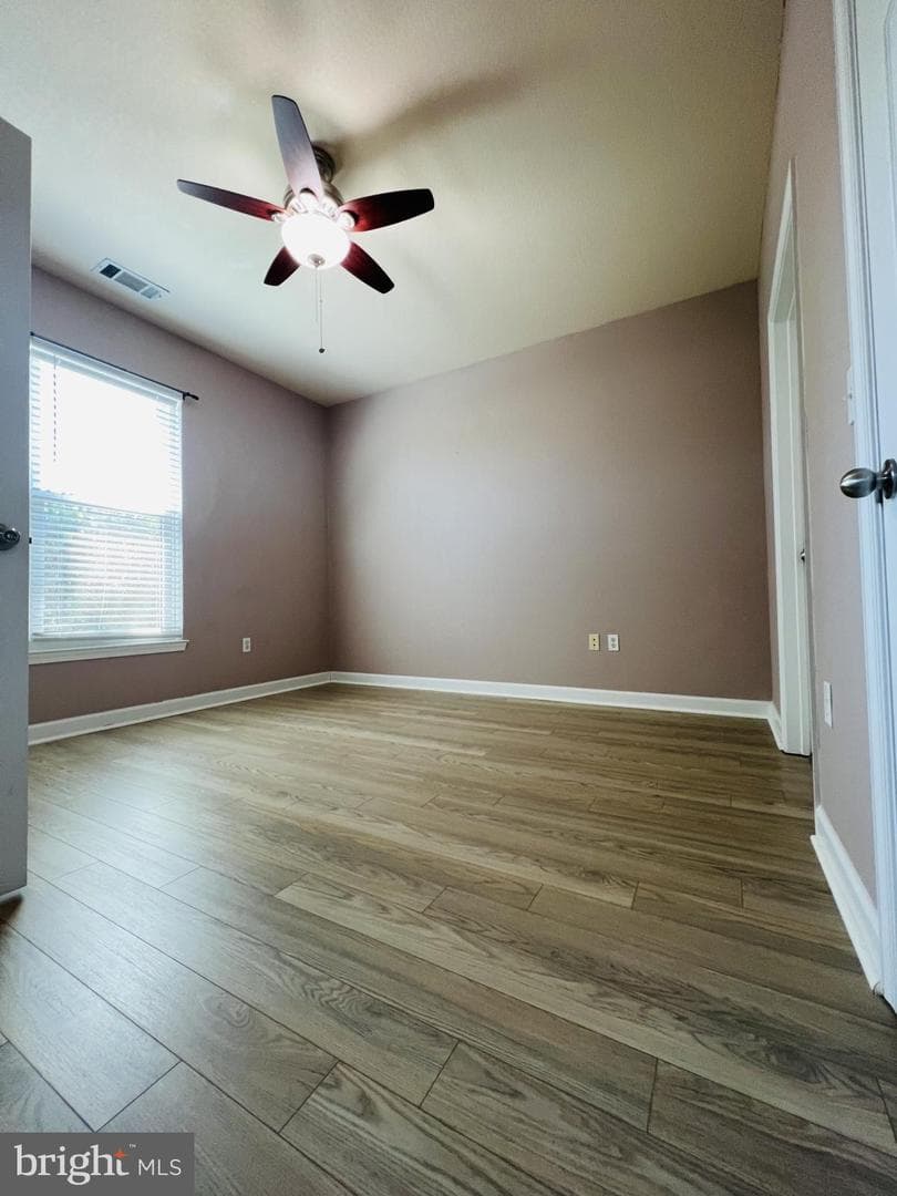 501 Hungerford Drive #p85 photo 18