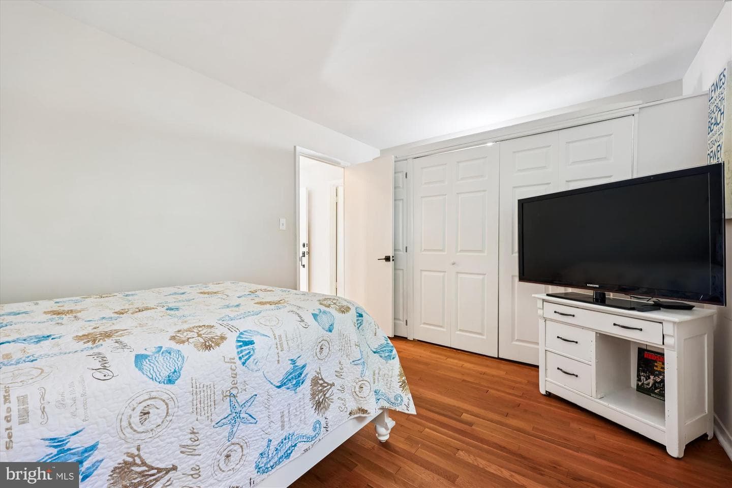 3923 Halsey Street photo 26