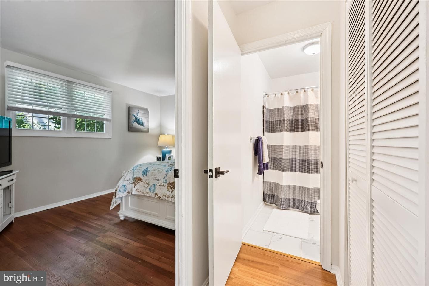 3923 Halsey Street photo 27