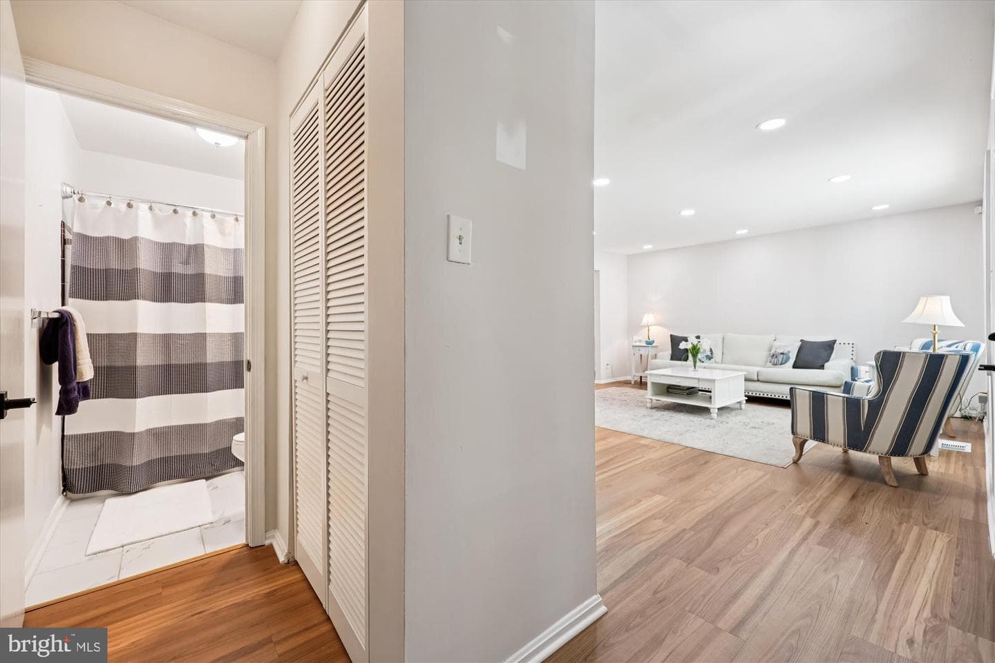 3923 Halsey Street photo 28