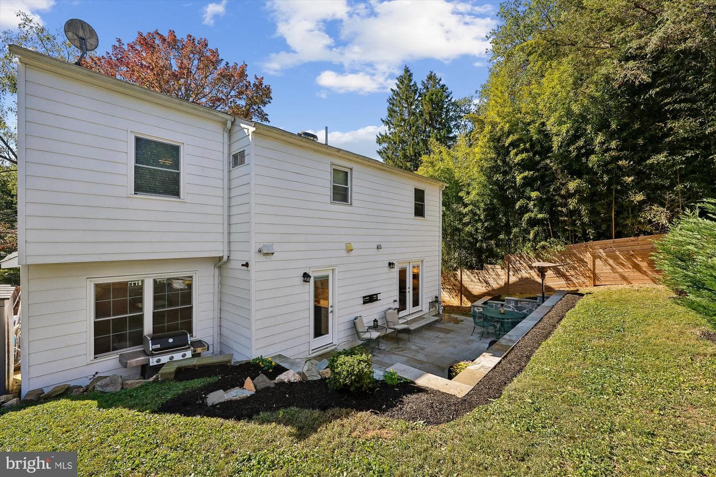 3923 Halsey Street photo 43
