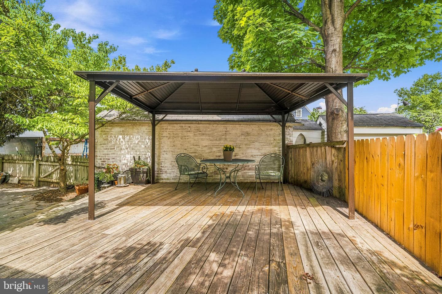 705 Bonifant Street photo 30