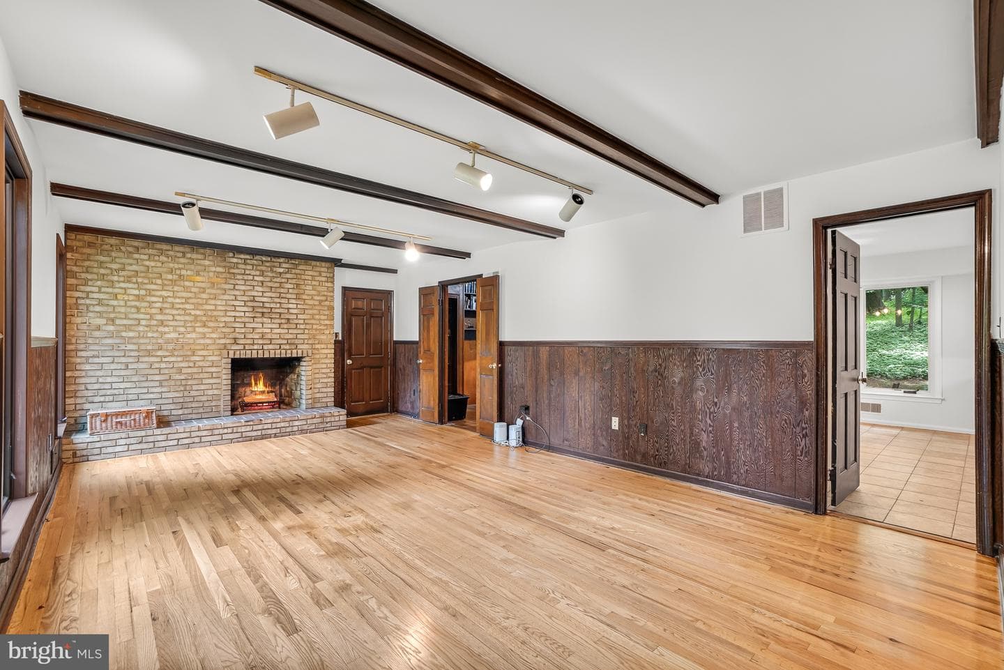 11701 Beekman Place photo 14