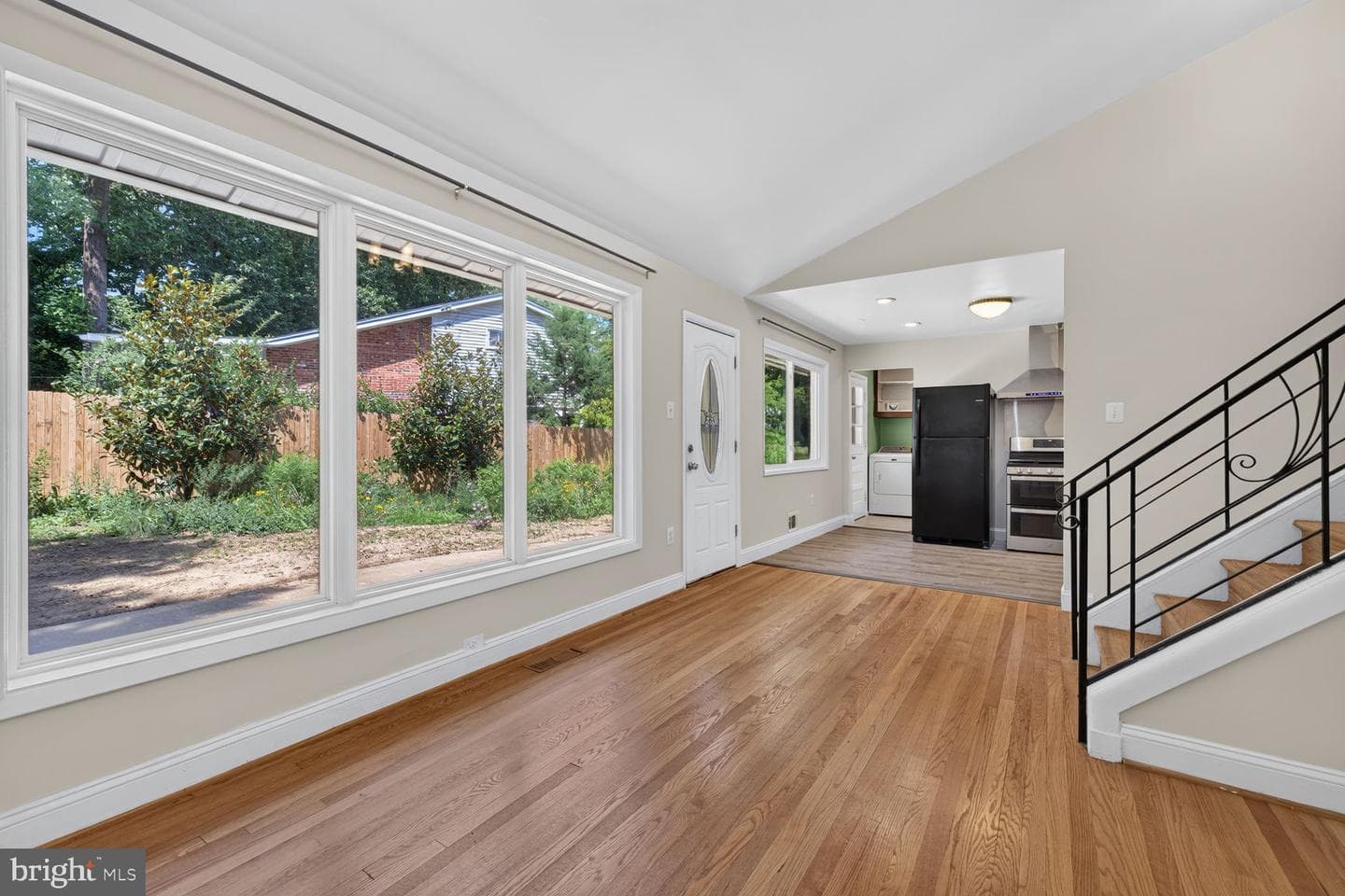 220 Thistle Drive photo 11
