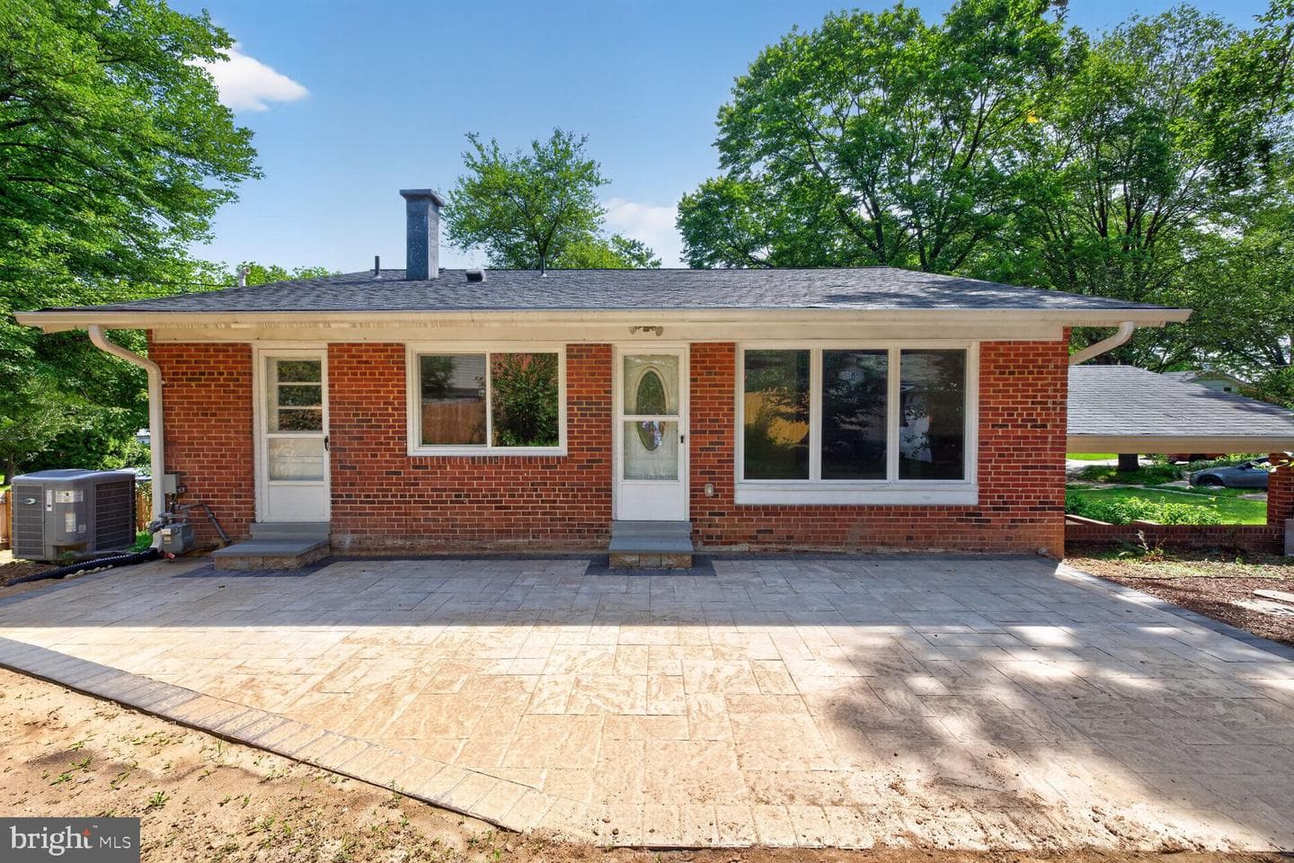 220 Thistle Drive photo 27