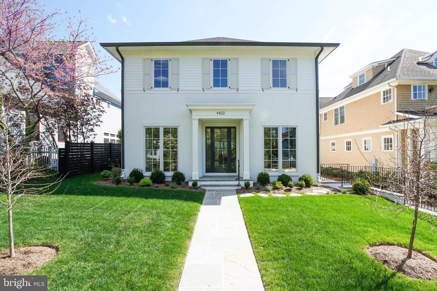 4422 Walsh Street photo 1