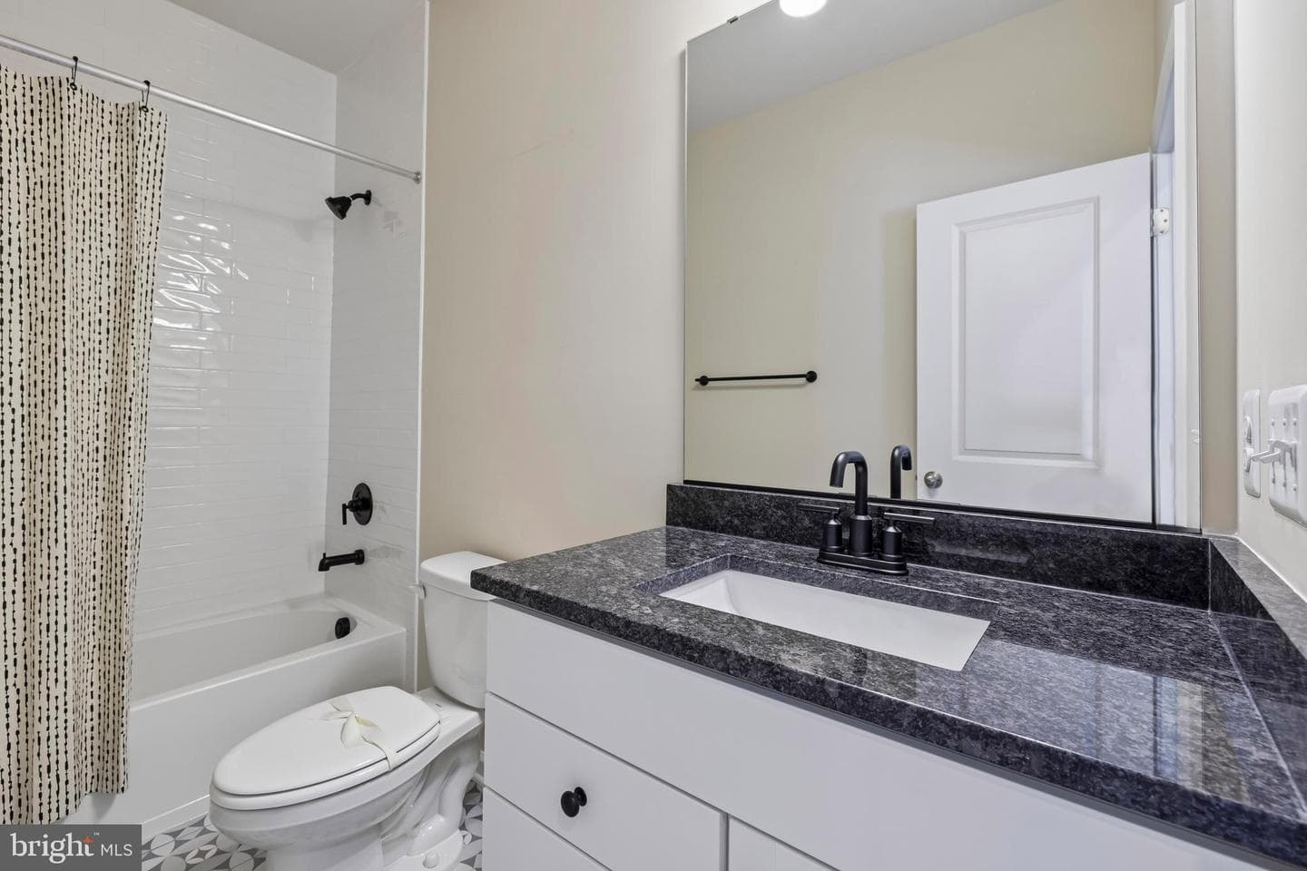 26401 Sir Jamie Terrace photo 33