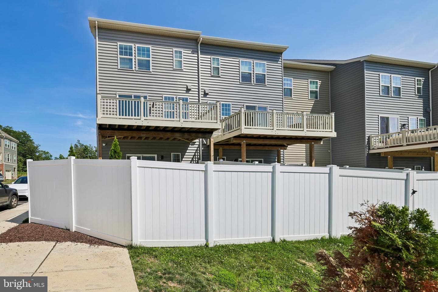 26401 Sir Jamie Terrace photo 45