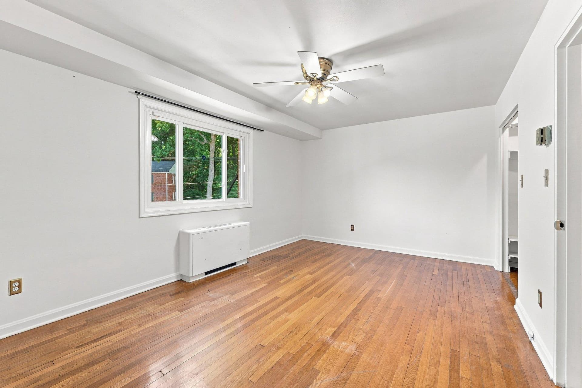 95 E Wayne Avenue #212 photo 18