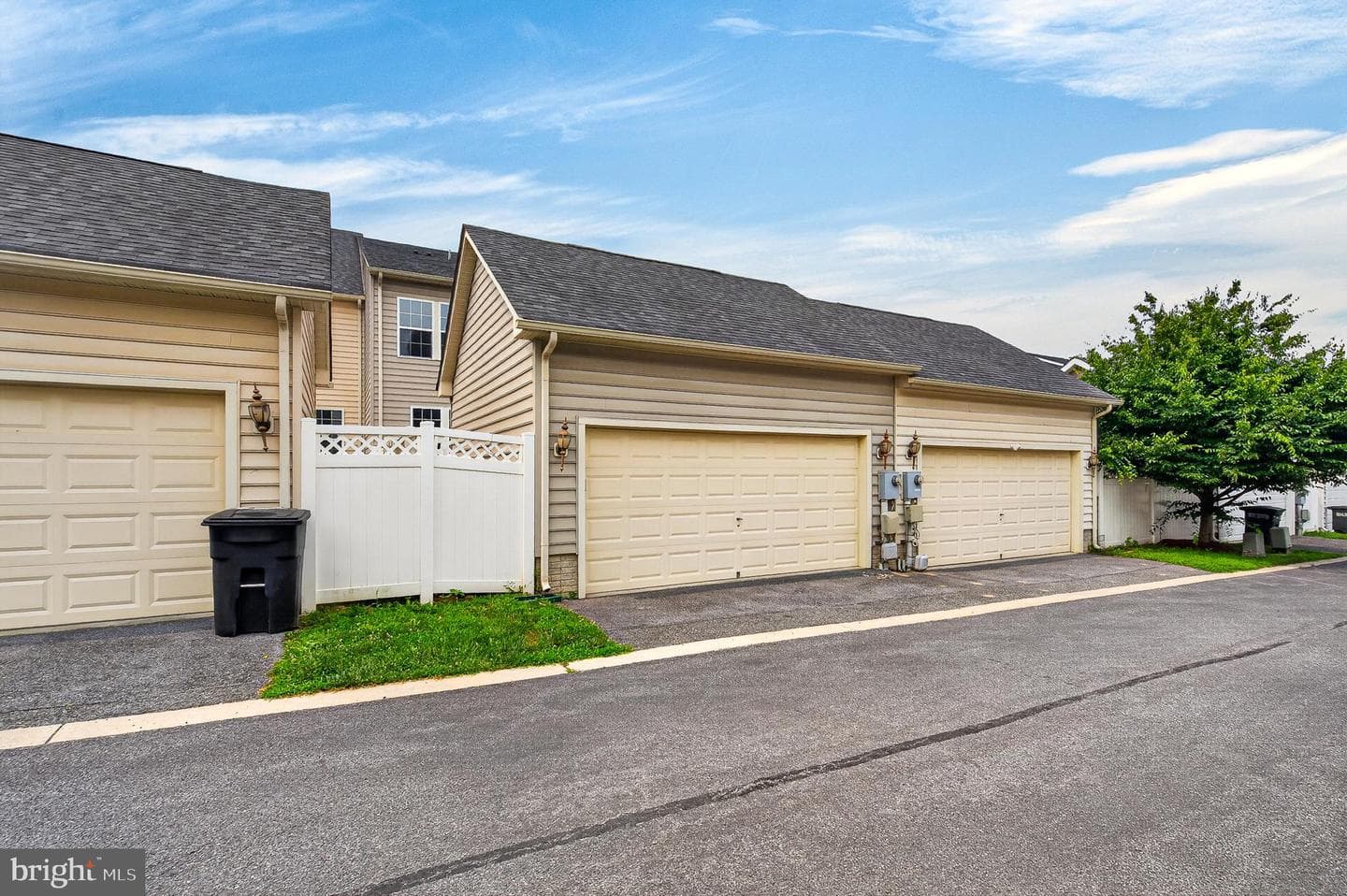 11911 Country Squire Way photo 36