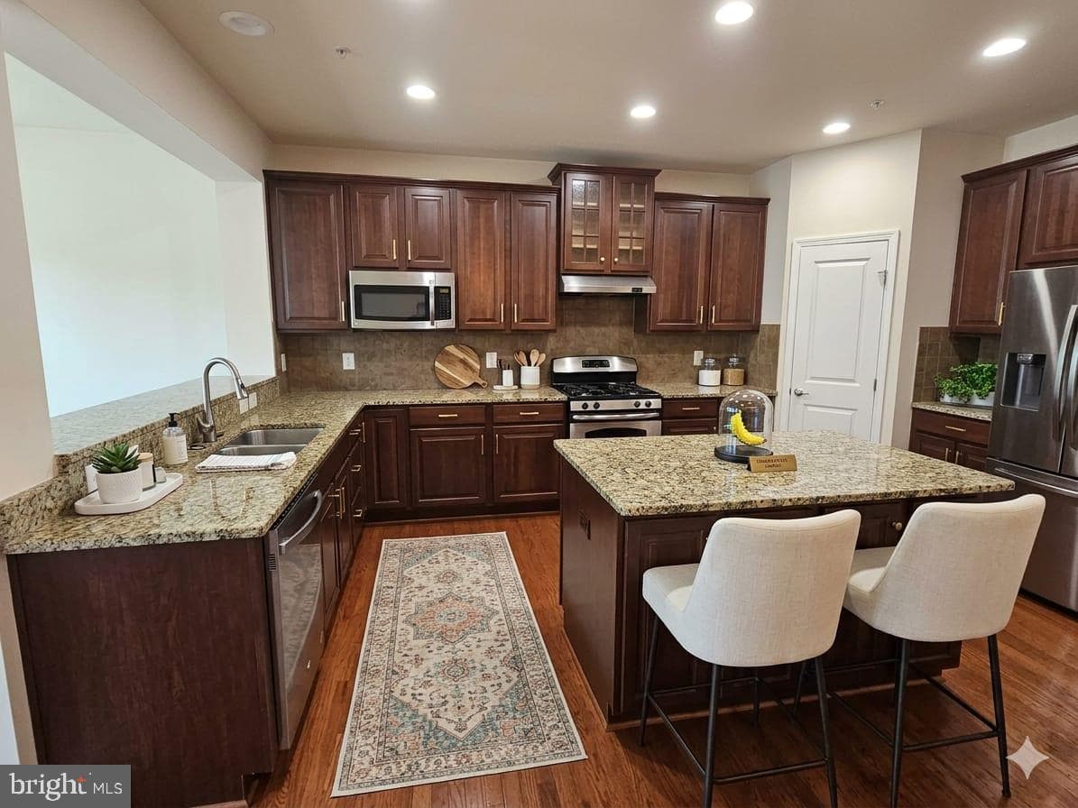 11911 Country Squire Way photo 4