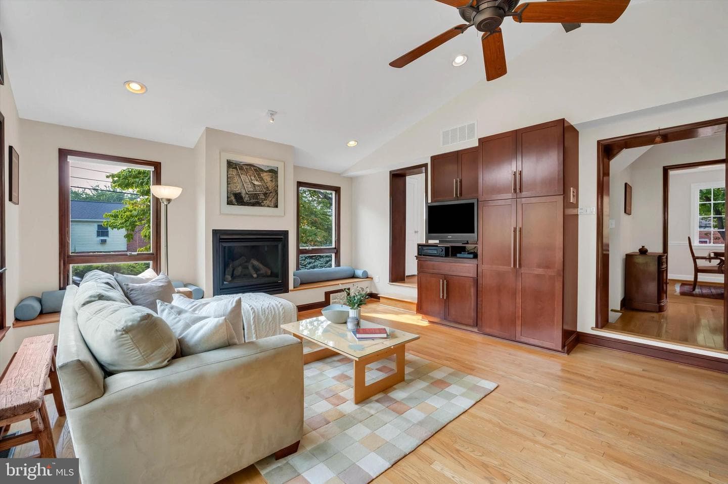 1004 Dennis Avenue photo 13