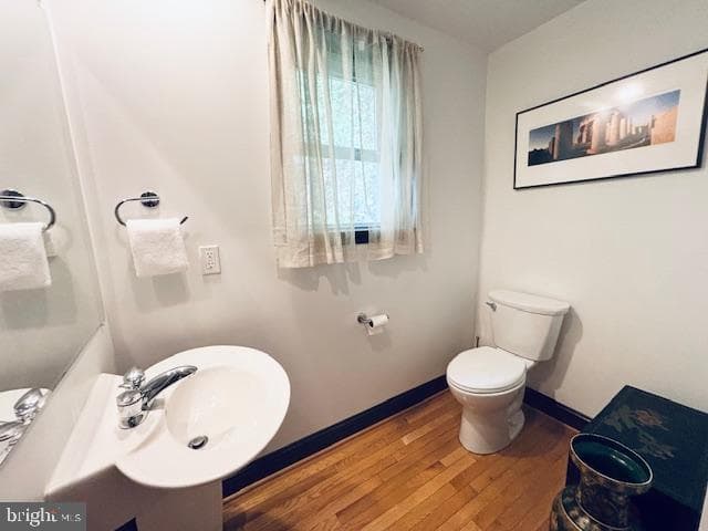 1004 Dennis Avenue photo 16