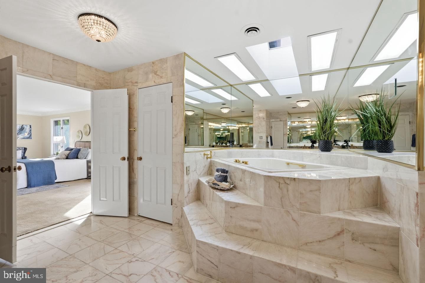 10517 Alloway Drive photo 44