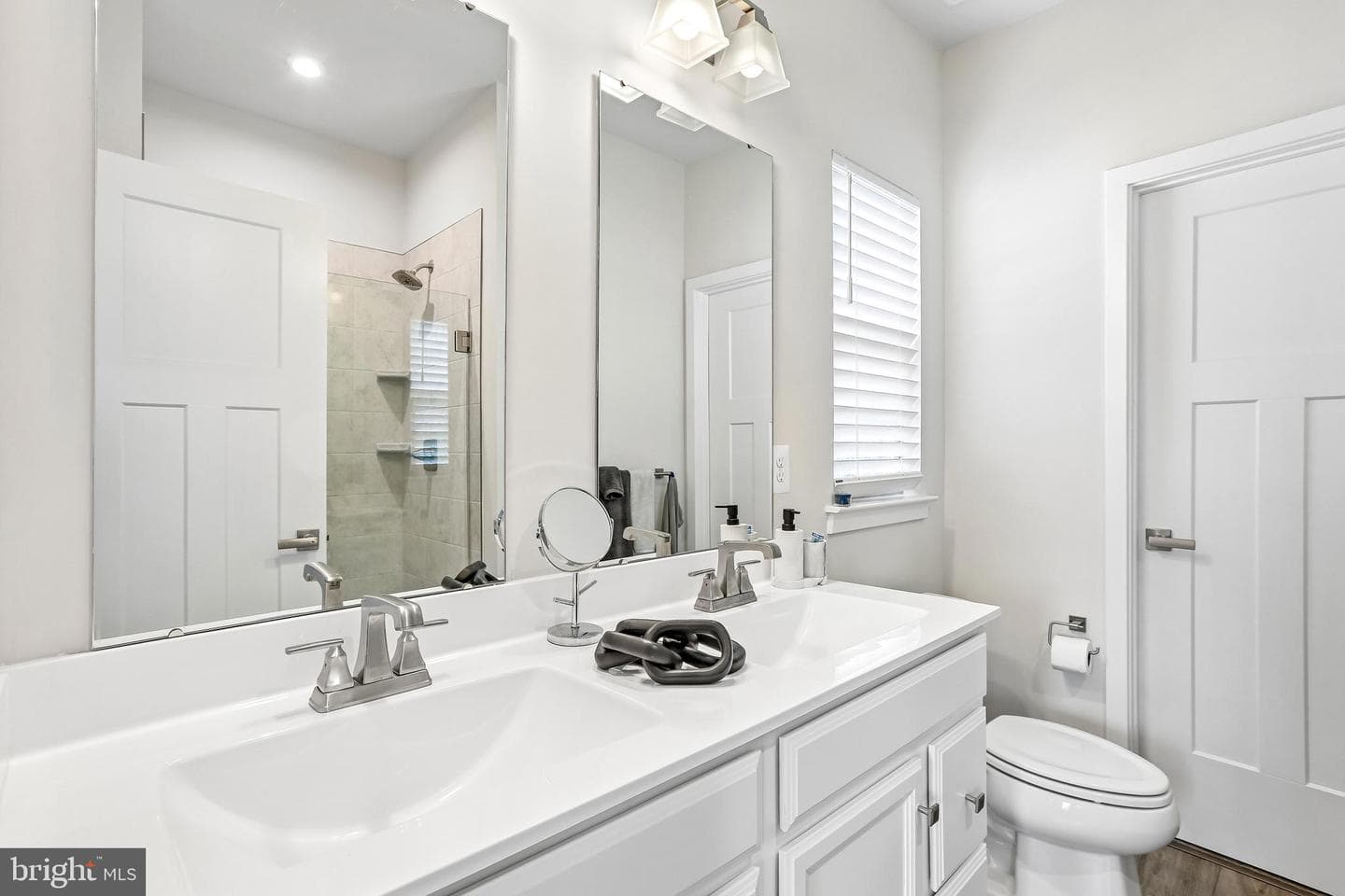 9810 Posterity Ln photo 28