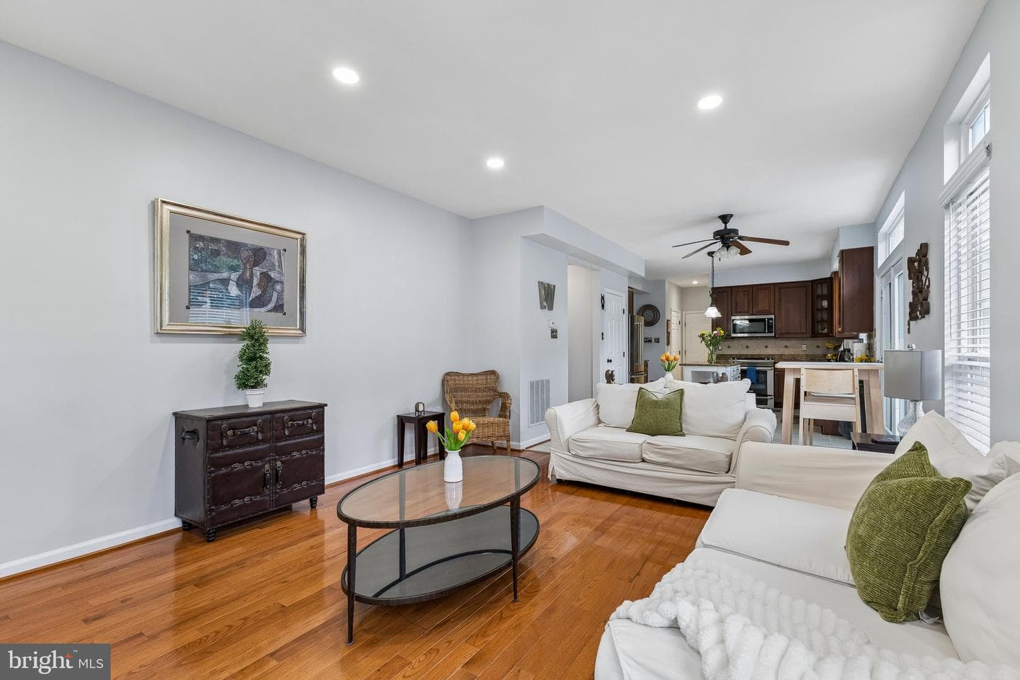 8 Winding Oak Court photo 10