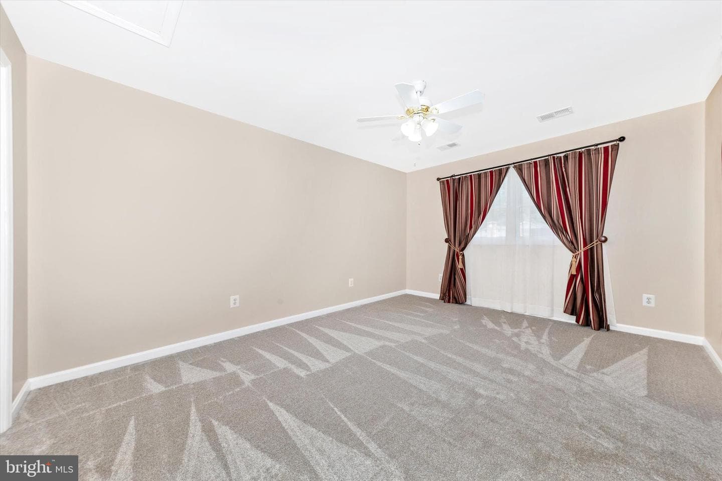 20432 Greenfield Road photo 13
