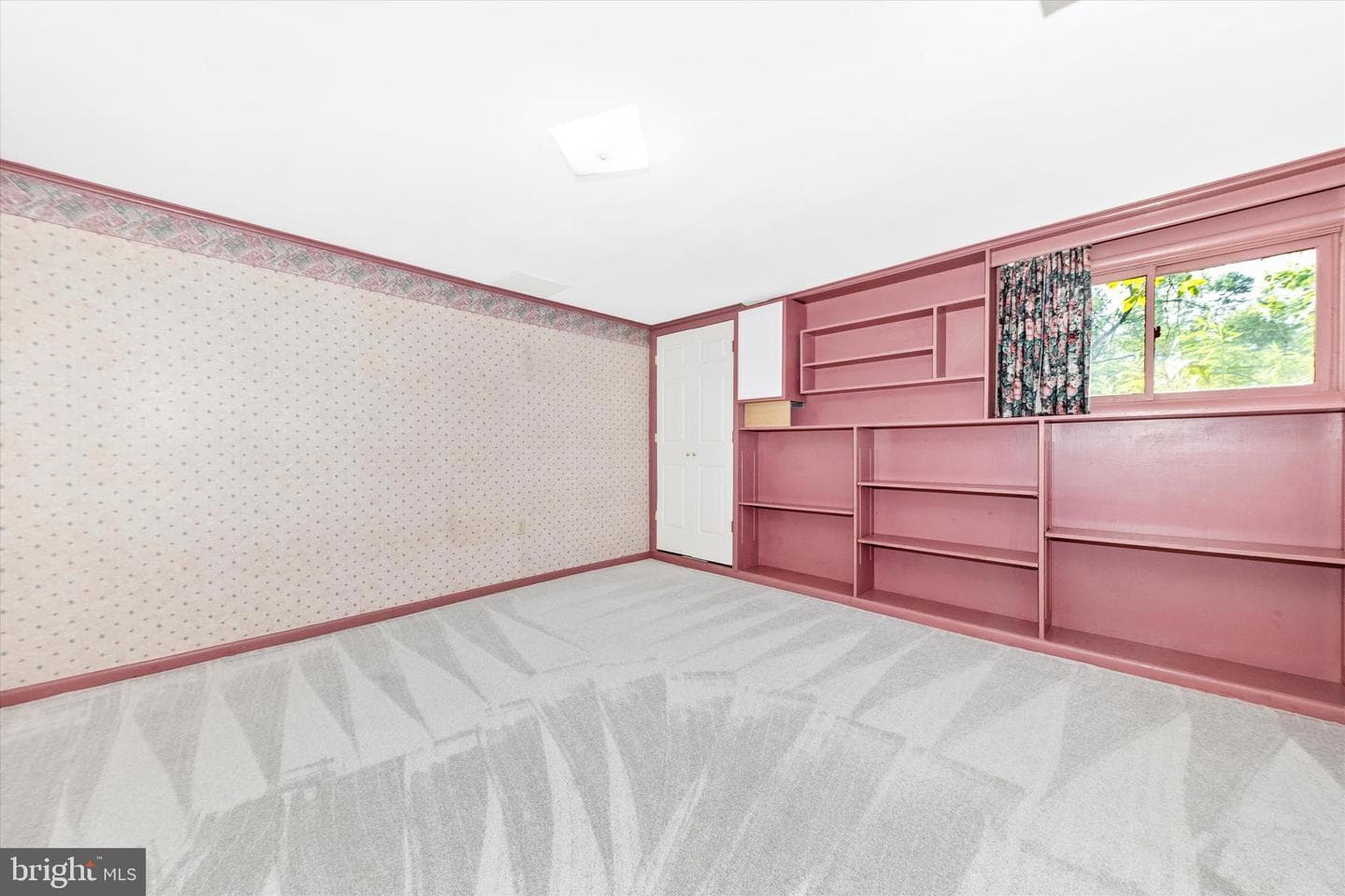 20432 Greenfield Road photo 26