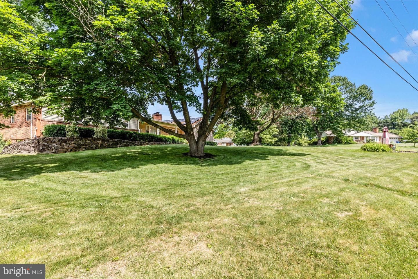 20432 Greenfield Road photo 33