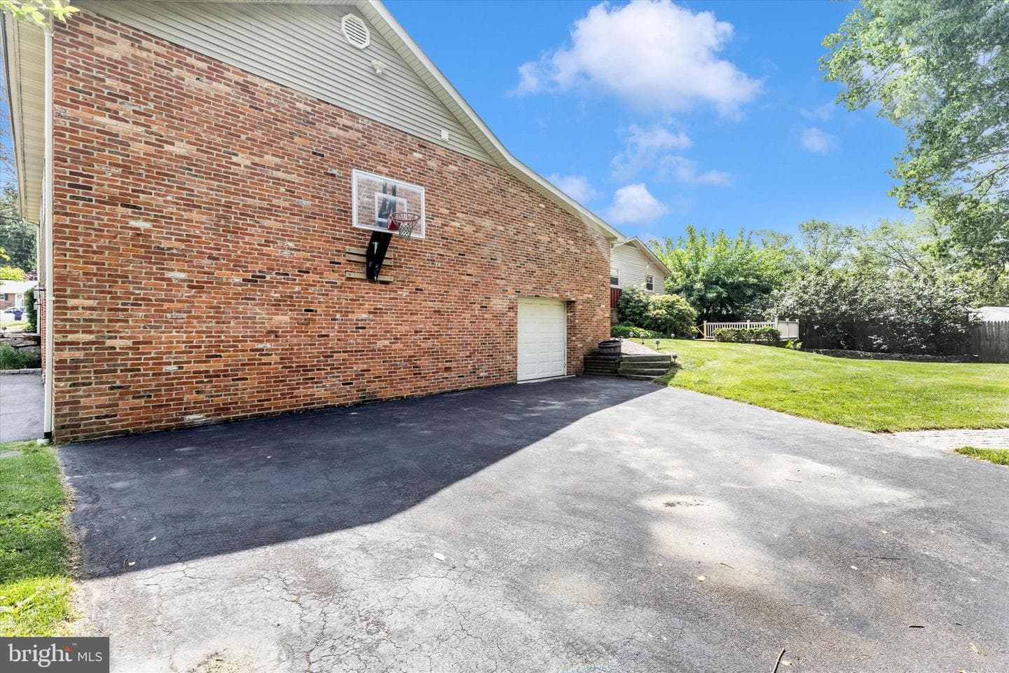 20432 Greenfield Road photo 40