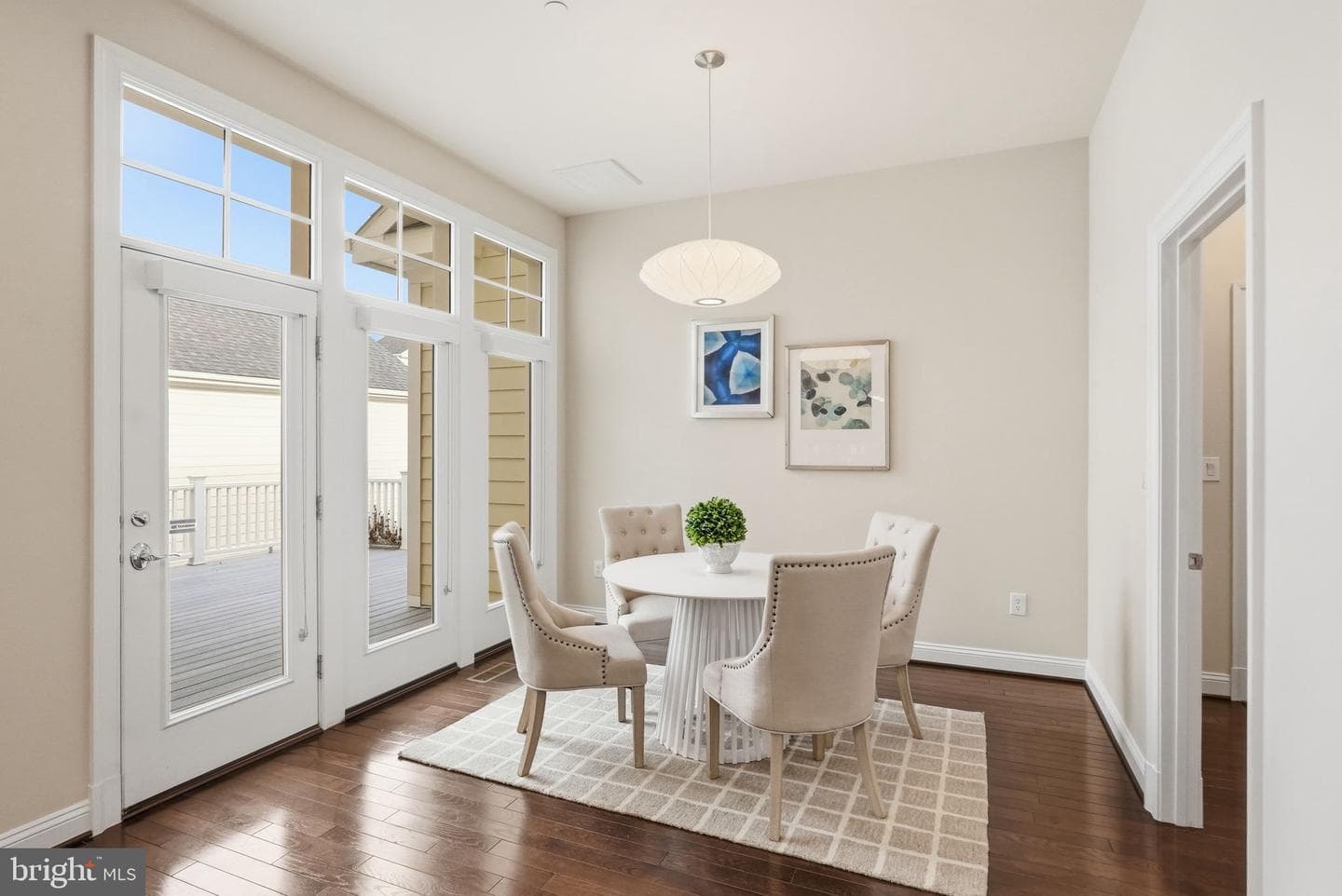 5338 Camberley Avenue photo 9