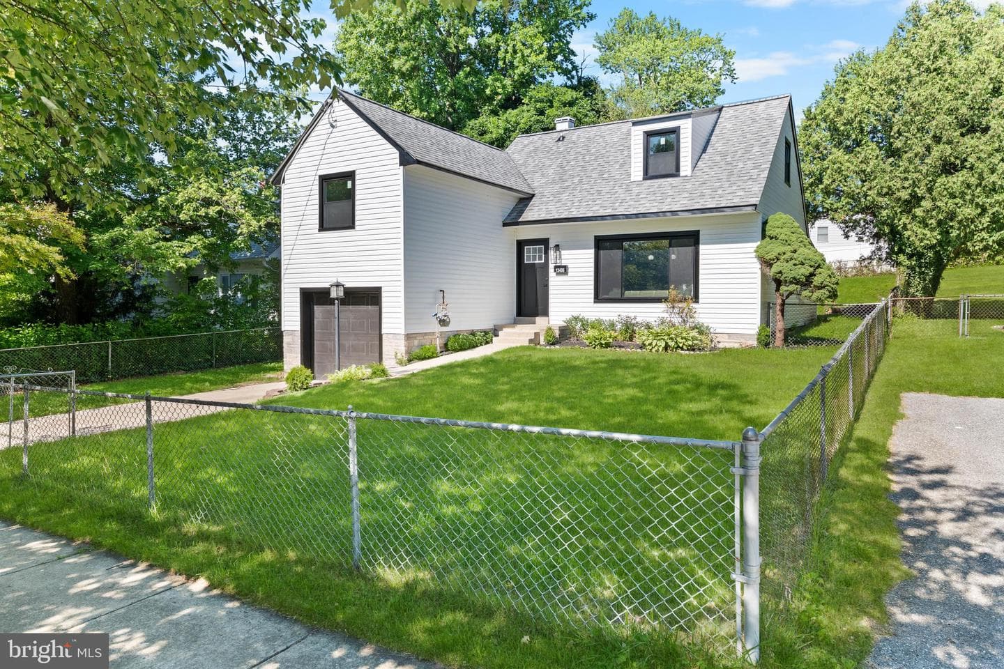 13406 Parkland Drive photo 45