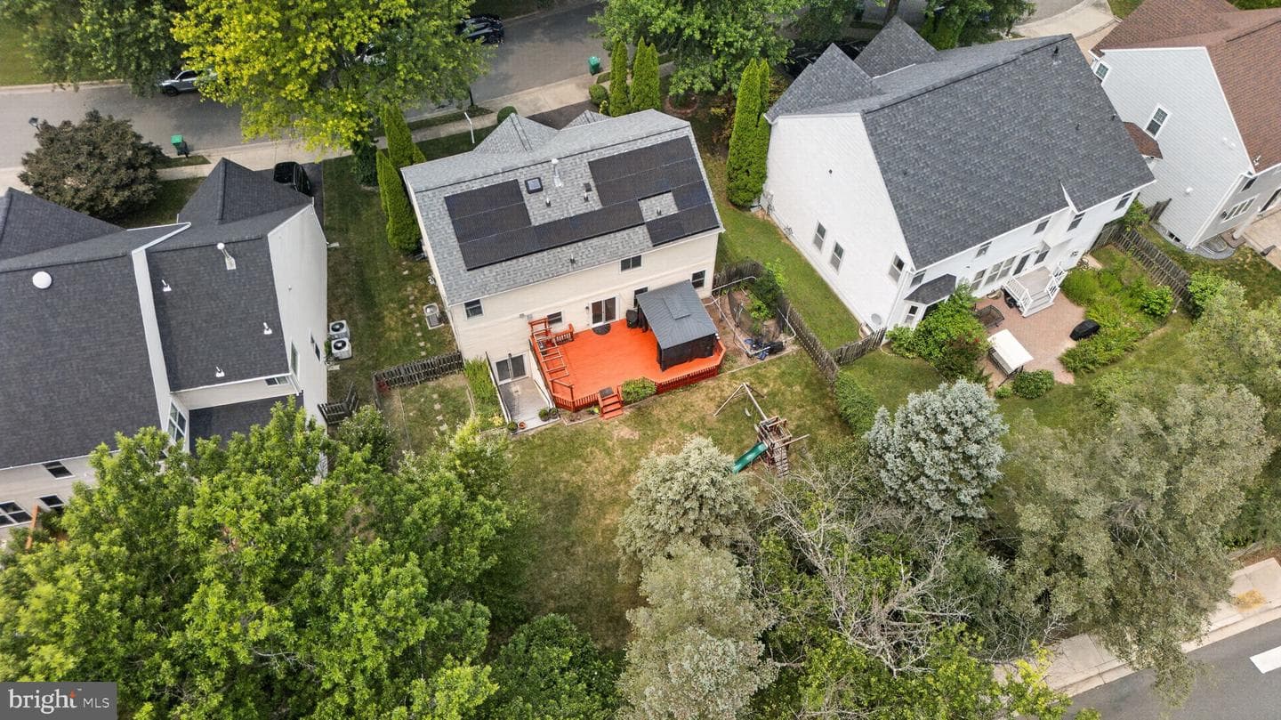 106 Cherrywood Terrace photo 3