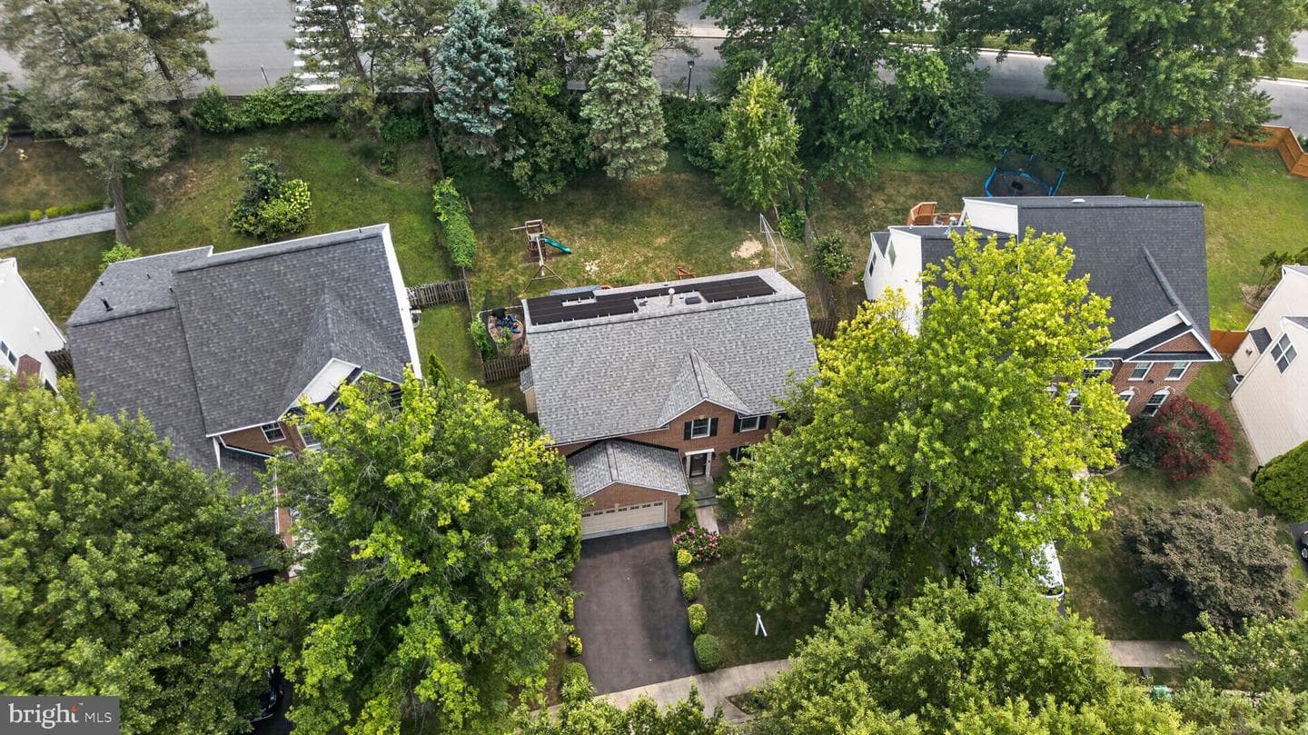 106 Cherrywood Terrace photo 4