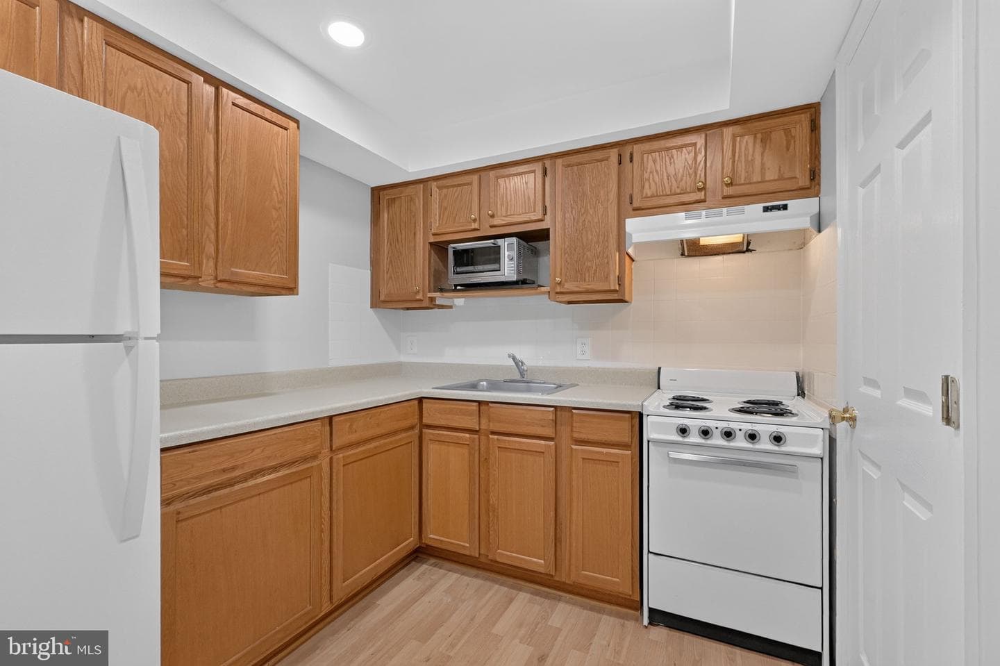 106 Cherrywood Terrace photo 45