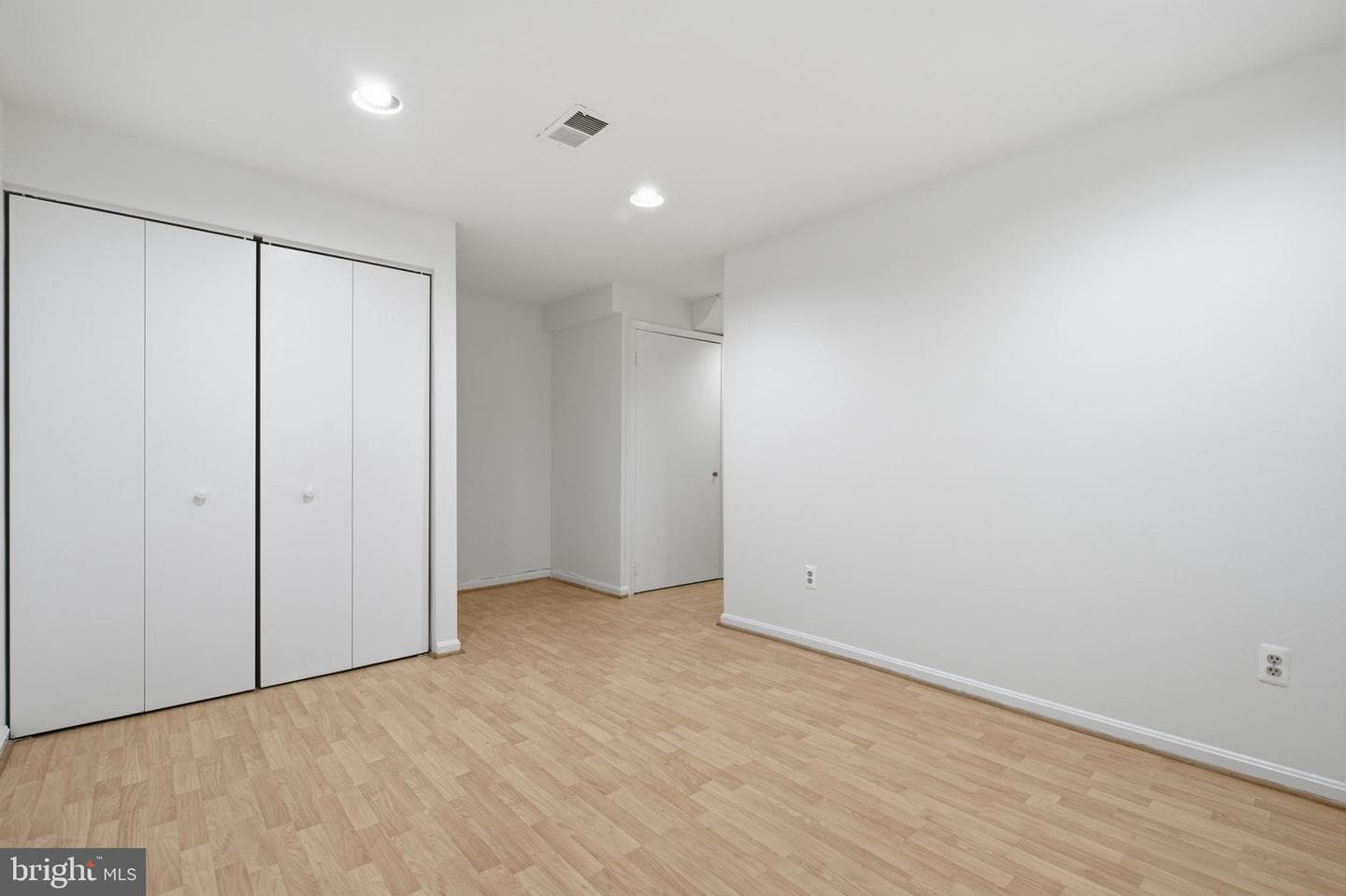 18717 Martins Landing Drive photo 24