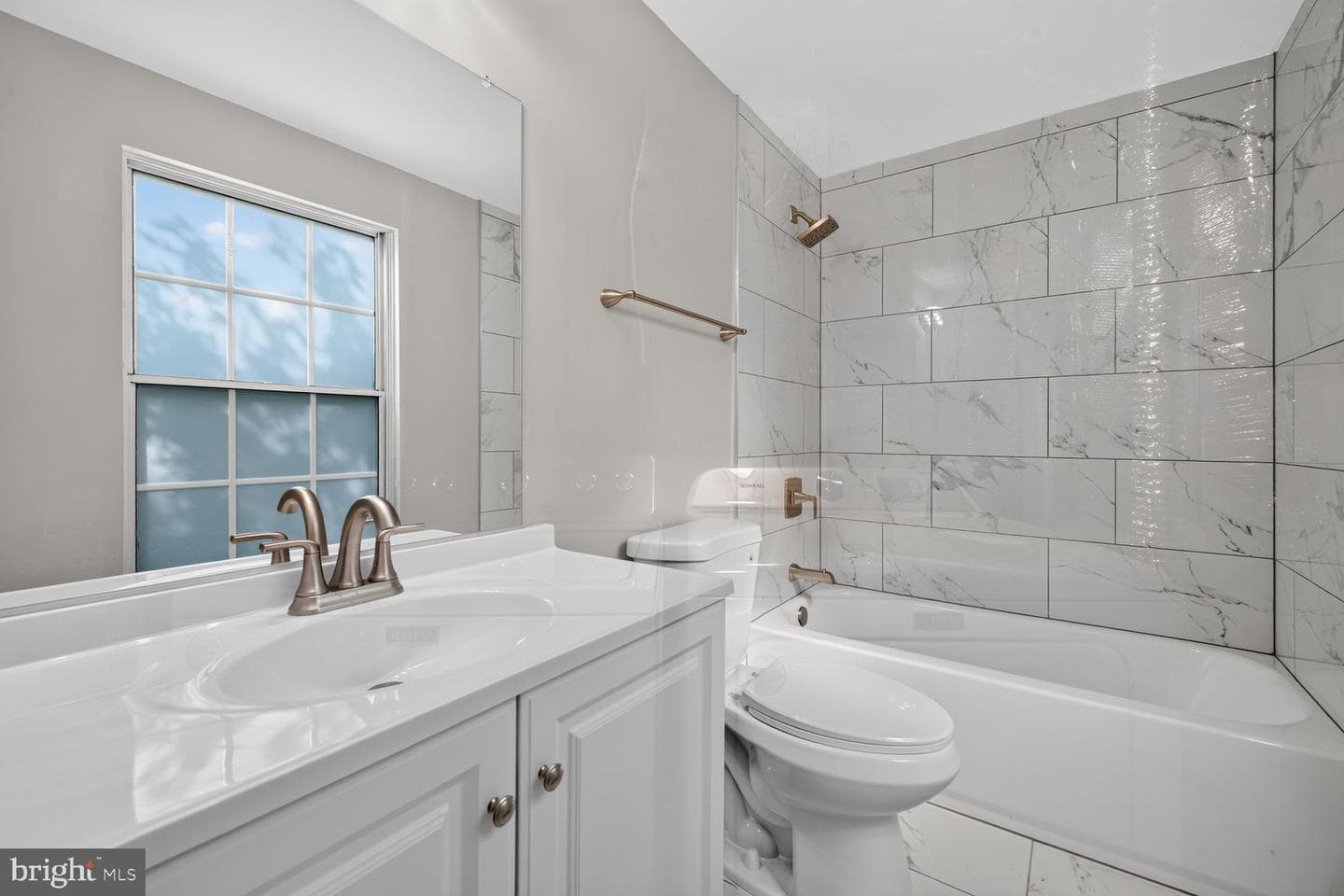 19239 Esmond Terrace photo 6