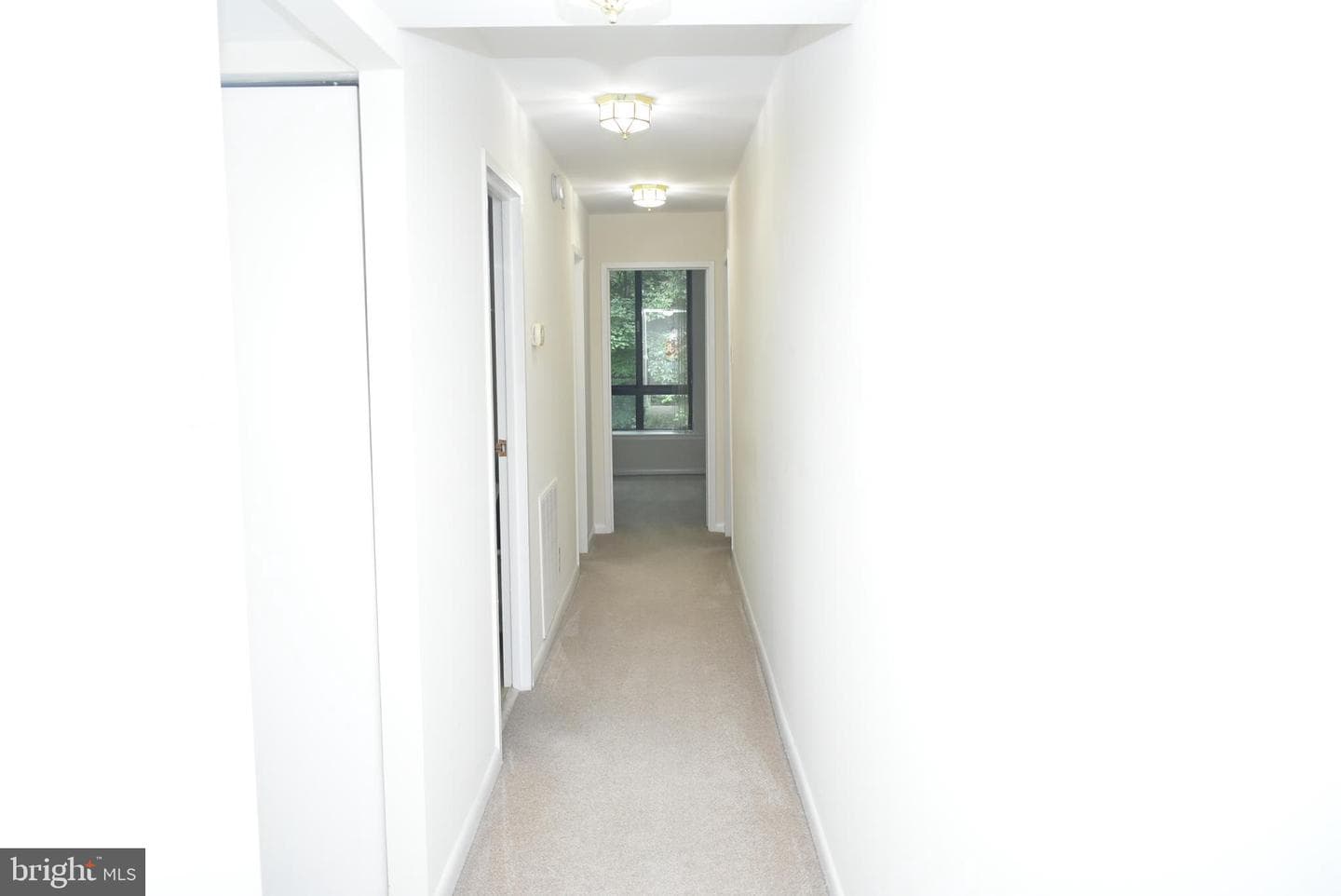 4960 Sentinel Drive #10-406 photo 15