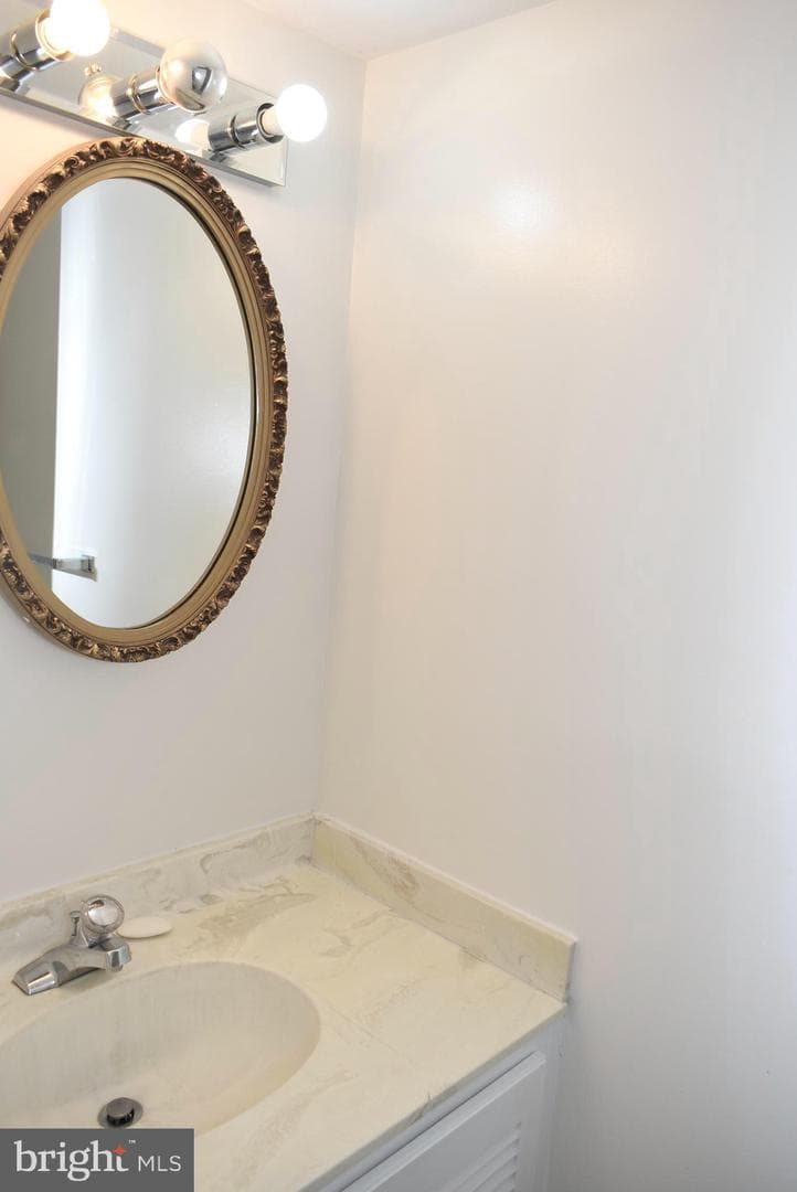 4960 Sentinel Drive #10-406 photo 24