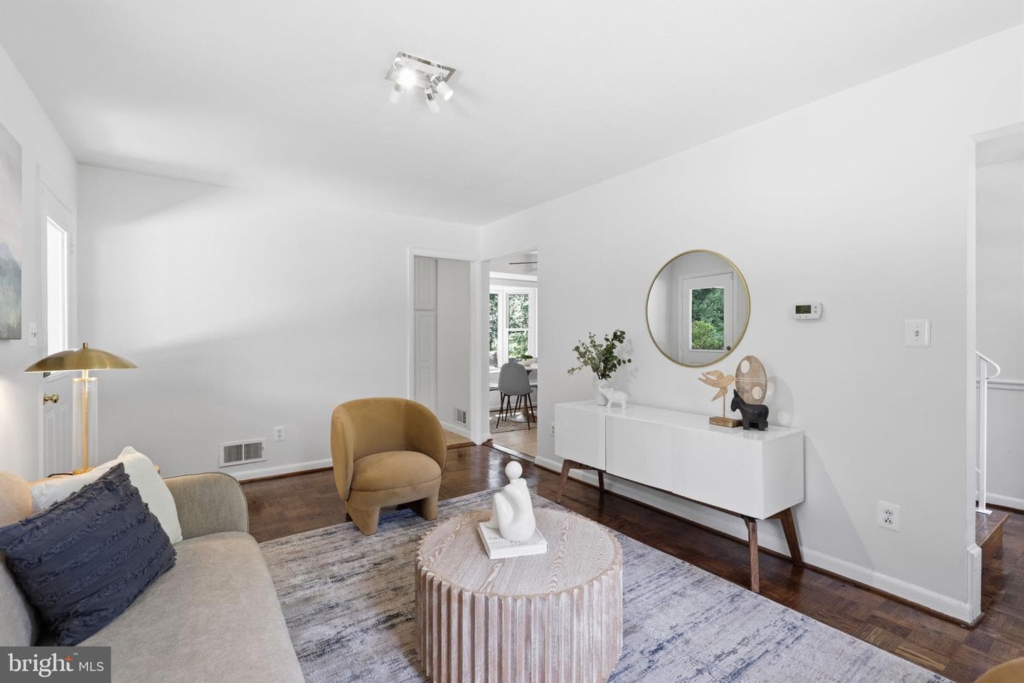 1005 W Nolcrest Drive W photo 15