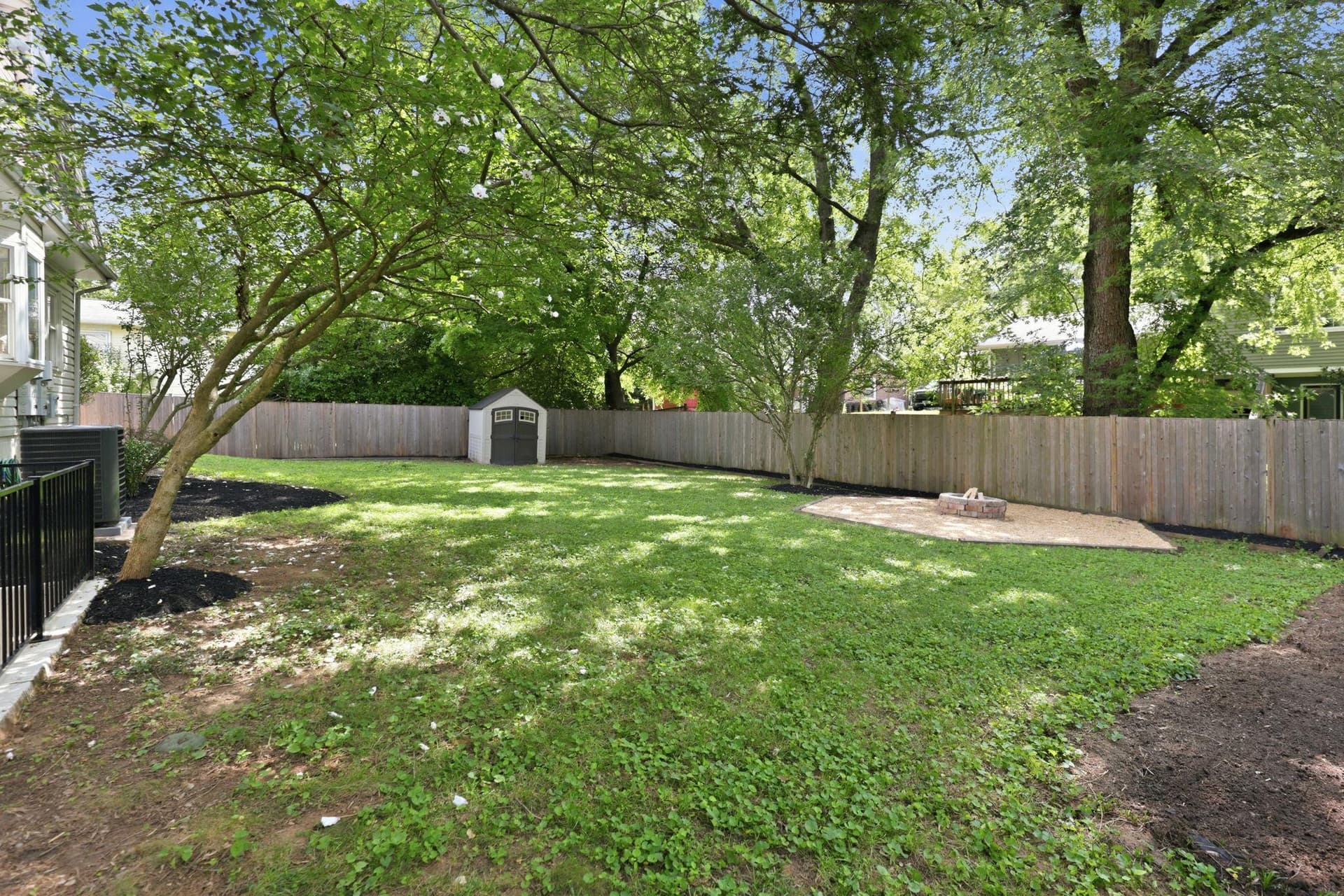 1005 W Nolcrest Drive W photo 35